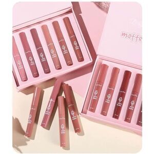 NWT in Box 12 Super Long Lasting 24hr Matte lipgloss 2 Boxes 6 lip gloss each